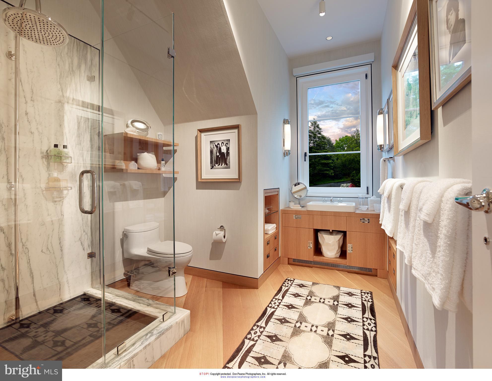 RAVENSCLIFF - Residential