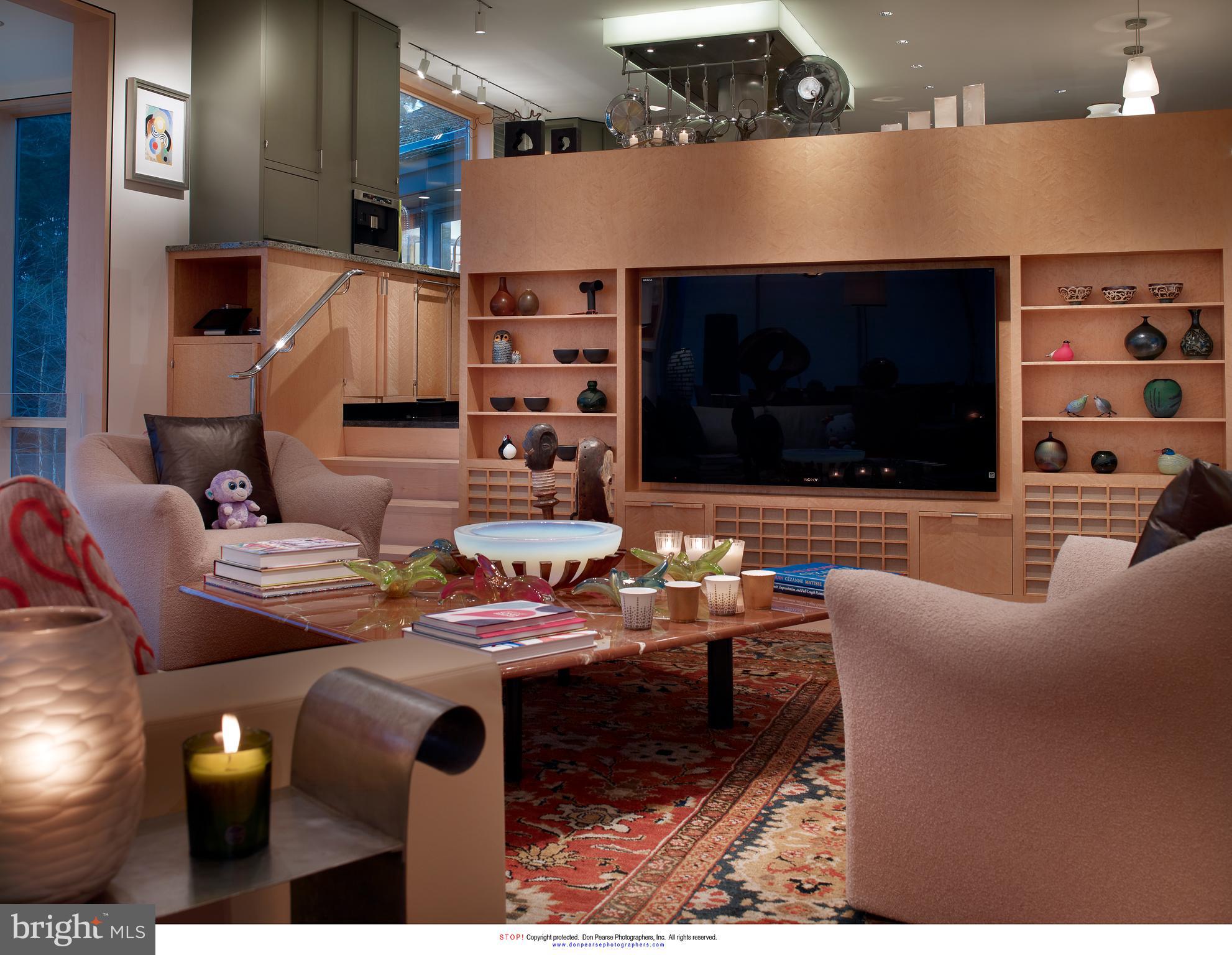 RAVENSCLIFF - Residential