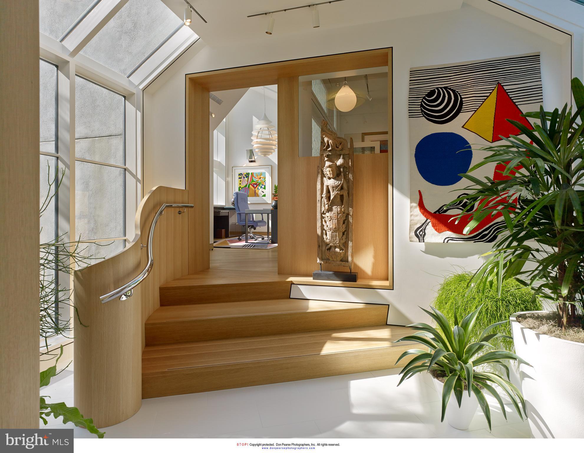 RAVENSCLIFF - Residential