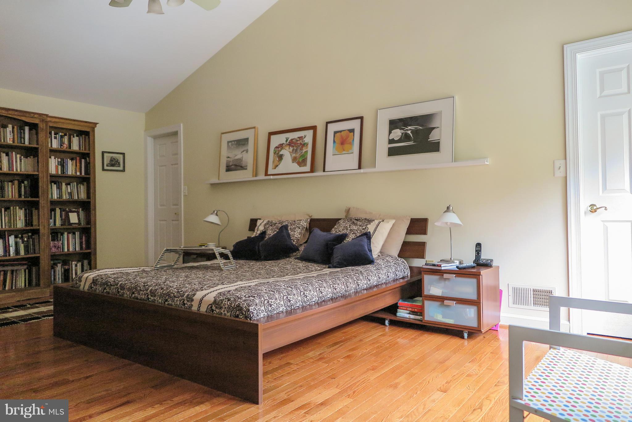 CAPITOL VIEW PARK - Residential Lease