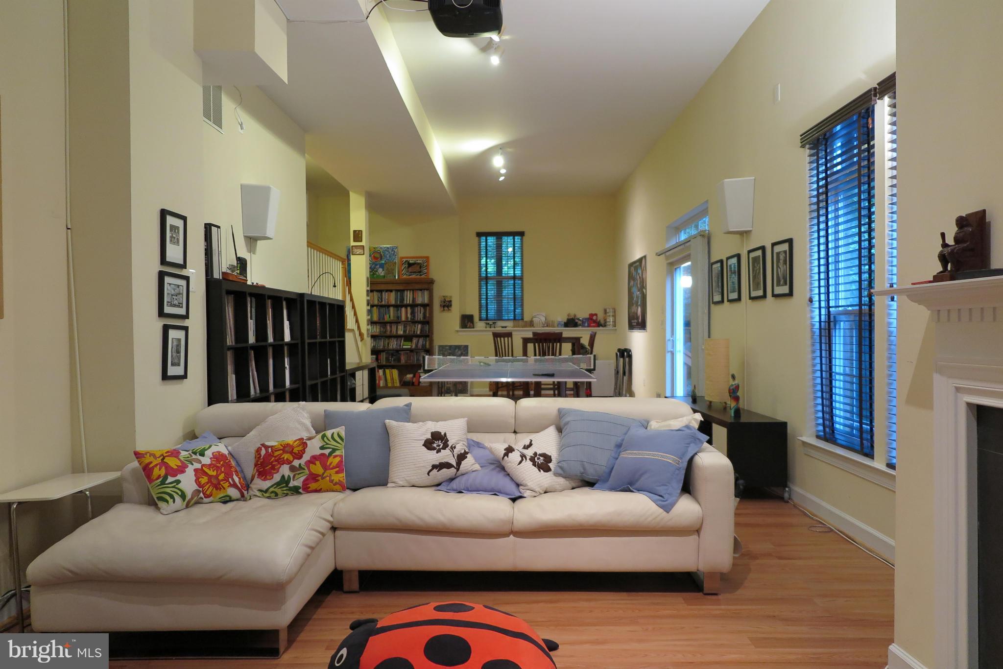 CAPITOL VIEW PARK - Residential Lease