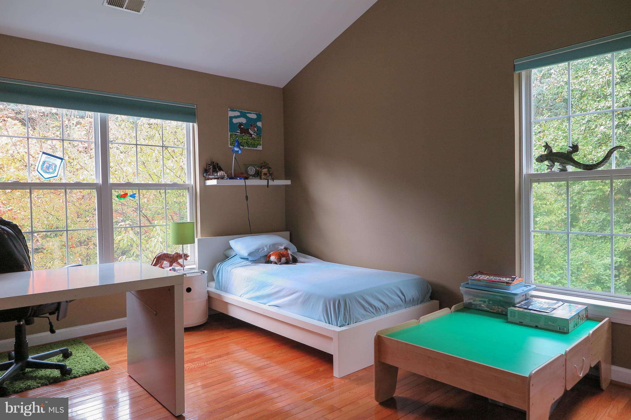 CAPITOL VIEW PARK - Residential Lease