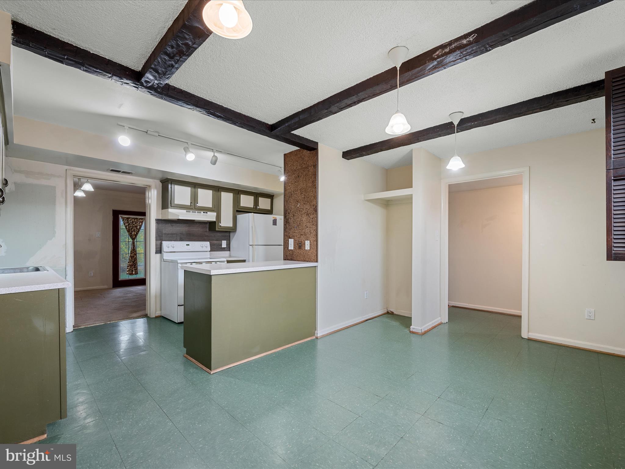 NEWBERRY - Residential