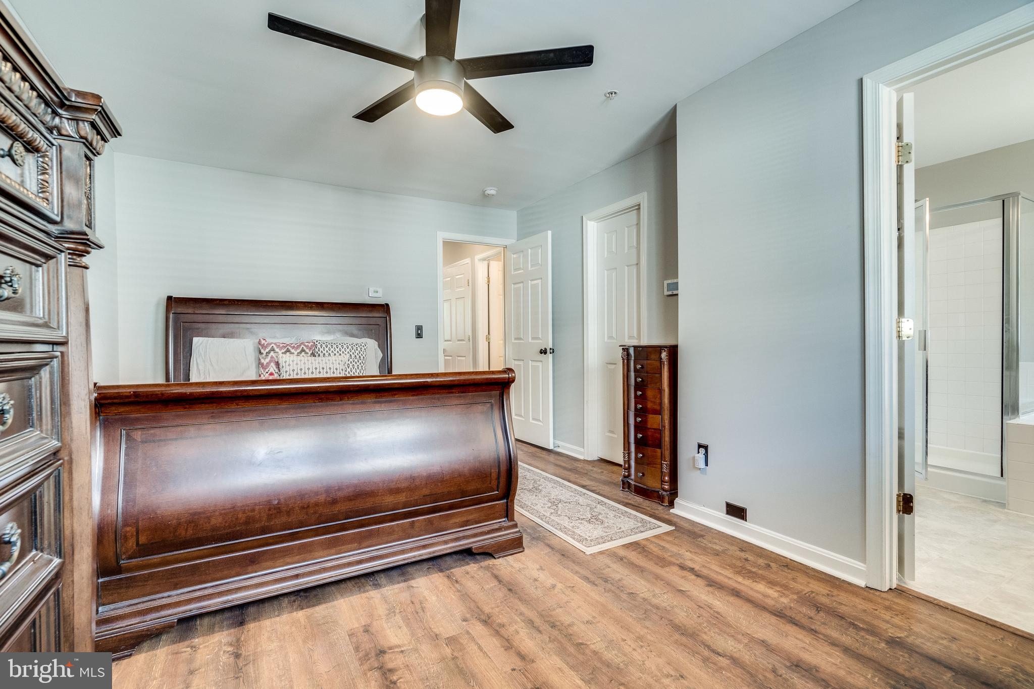 TOWNES AT CAMERON PARKE - Residential