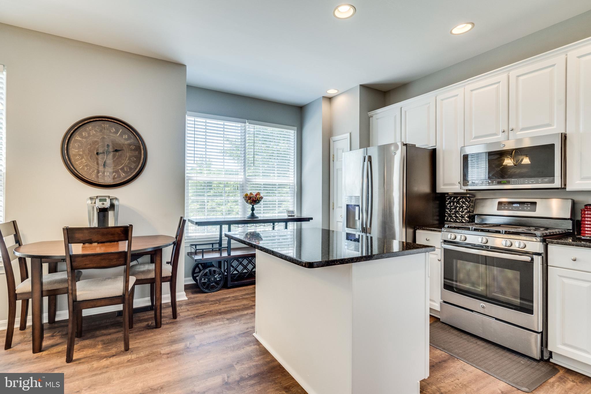 TOWNES AT CAMERON PARKE - Residential