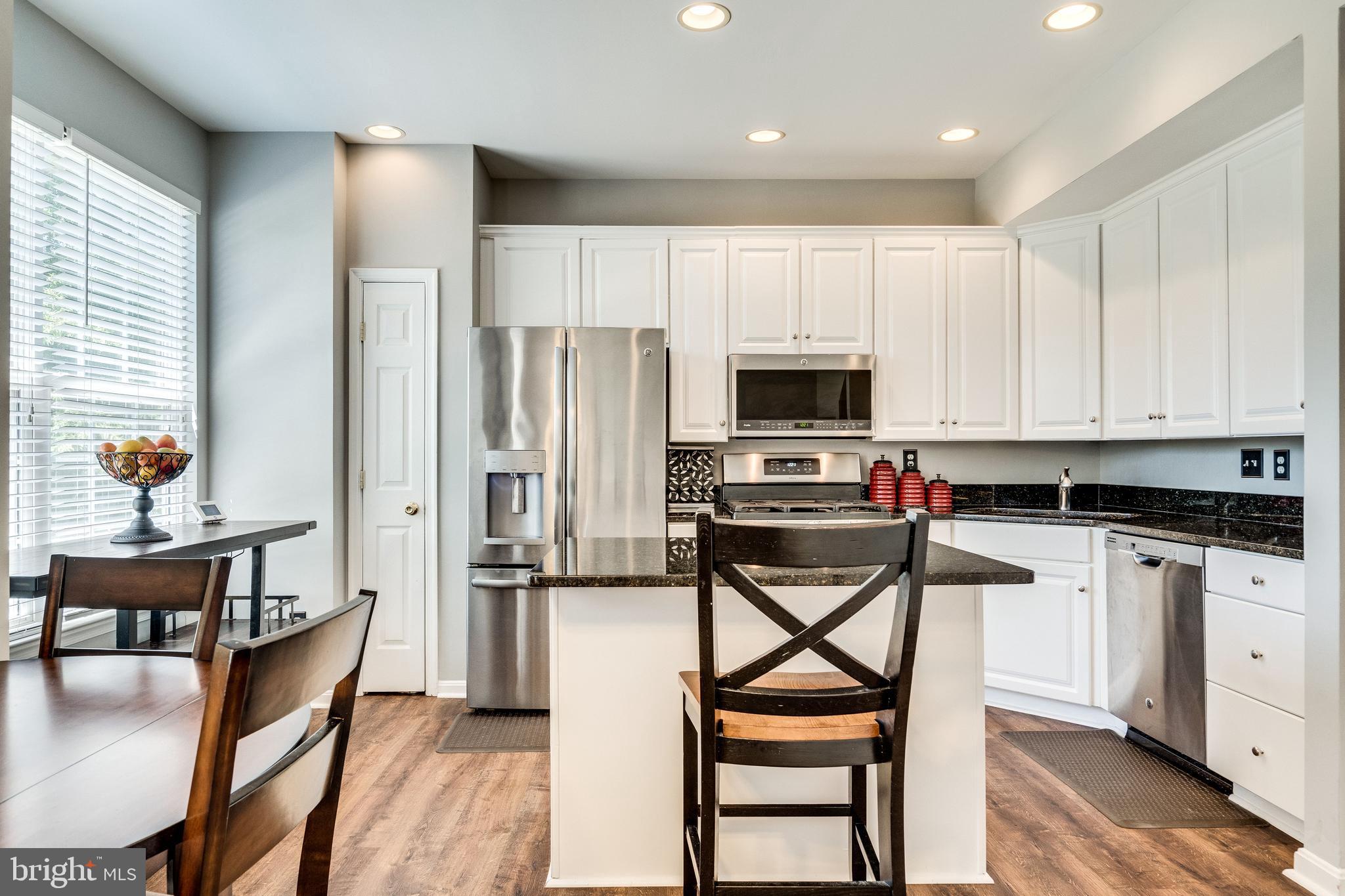 TOWNES AT CAMERON PARKE - Residential