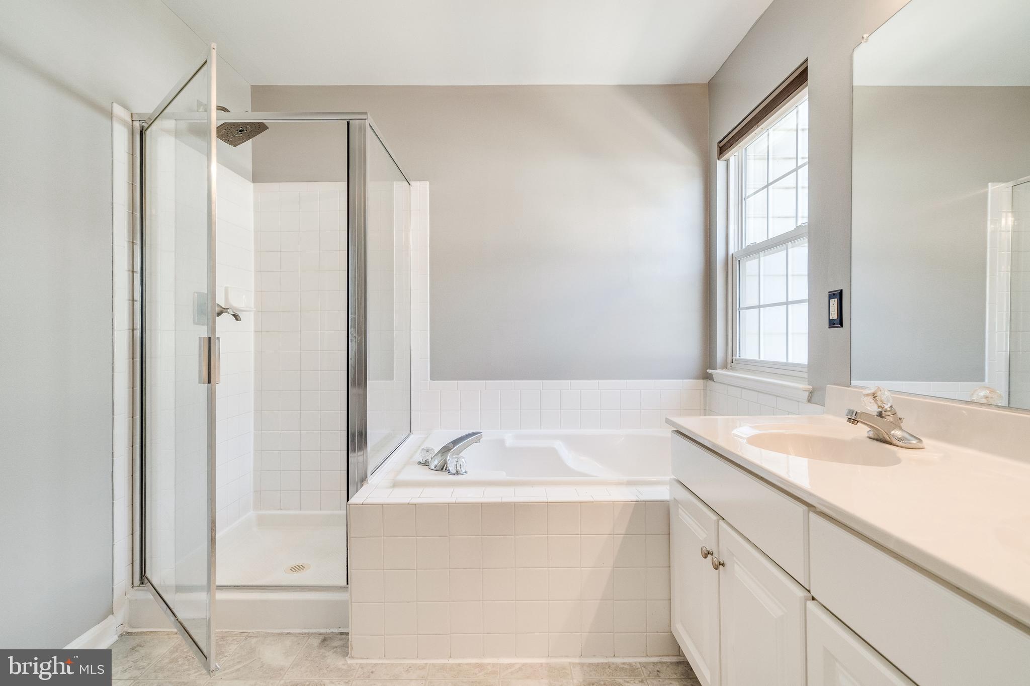 TOWNES AT CAMERON PARKE - Residential