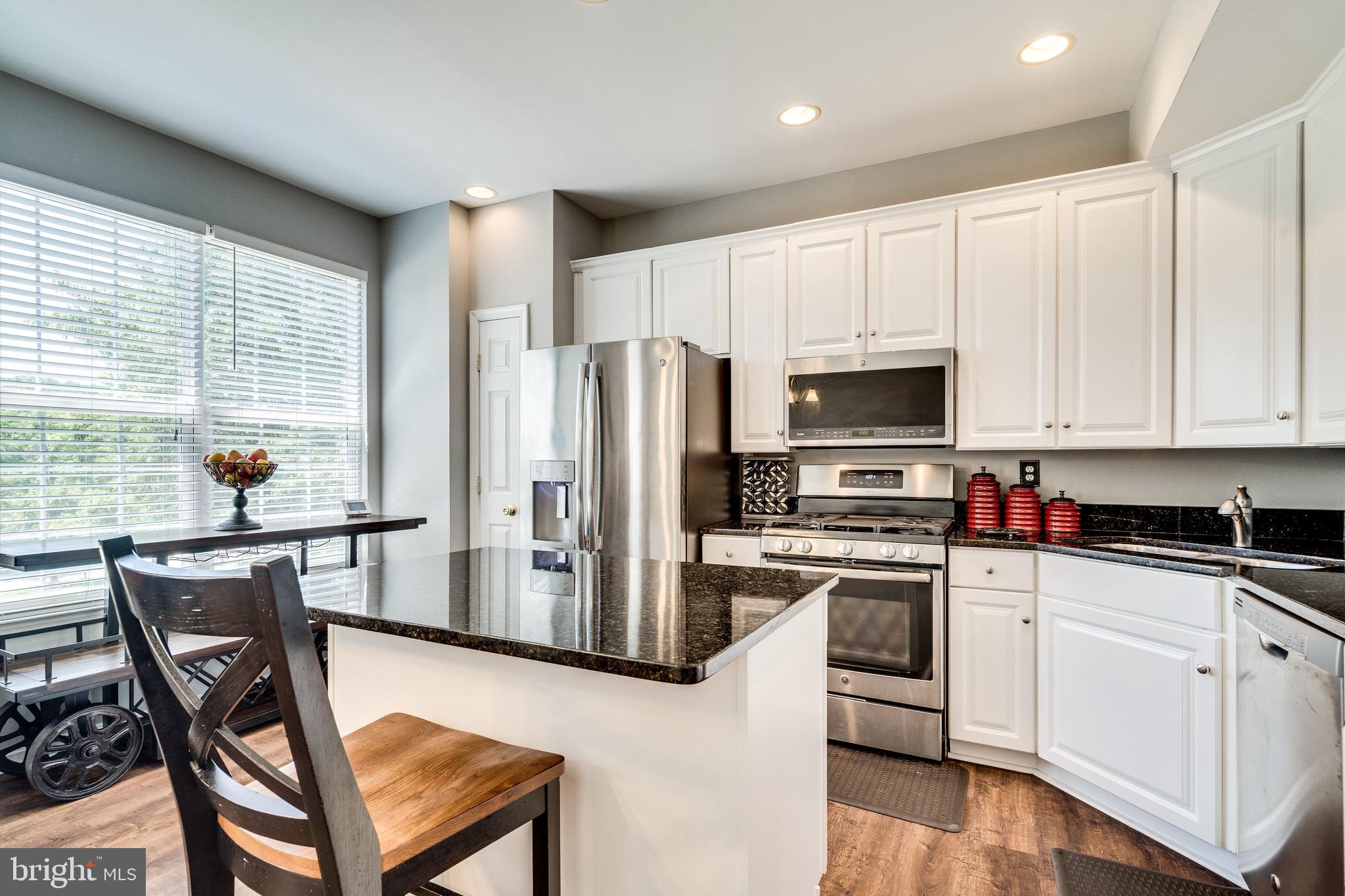 TOWNES AT CAMERON PARKE - Residential