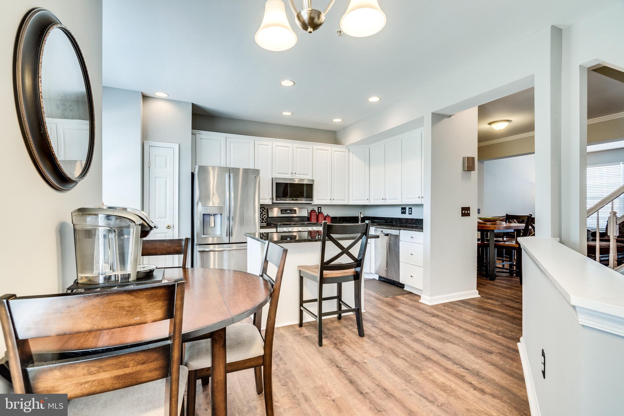 TOWNES AT CAMERON PARKE - Residential