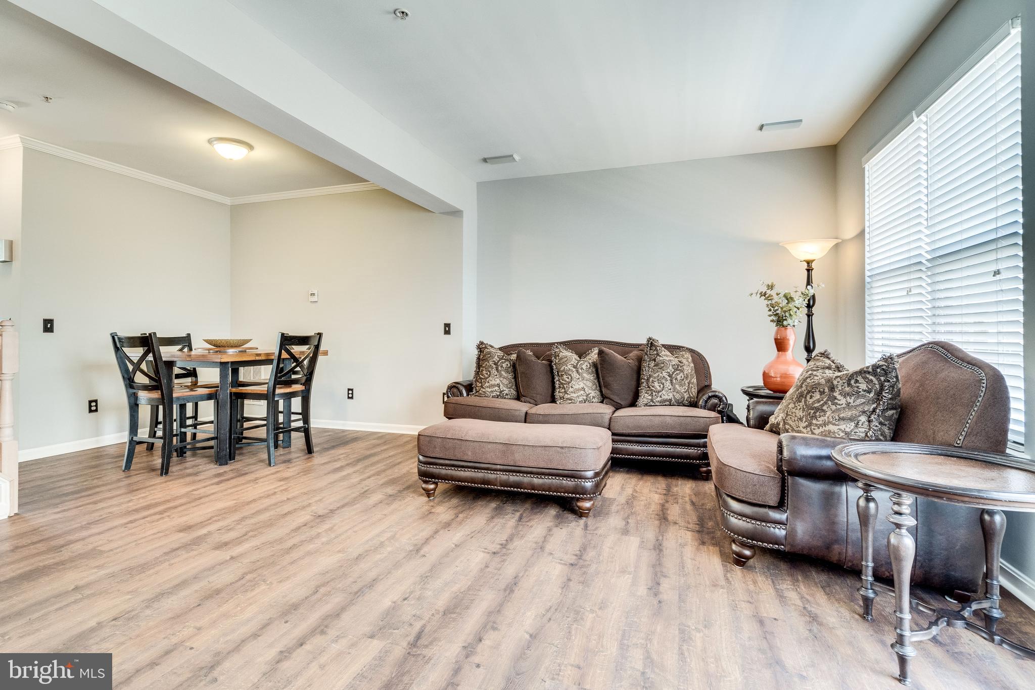 TOWNES AT CAMERON PARKE - Residential