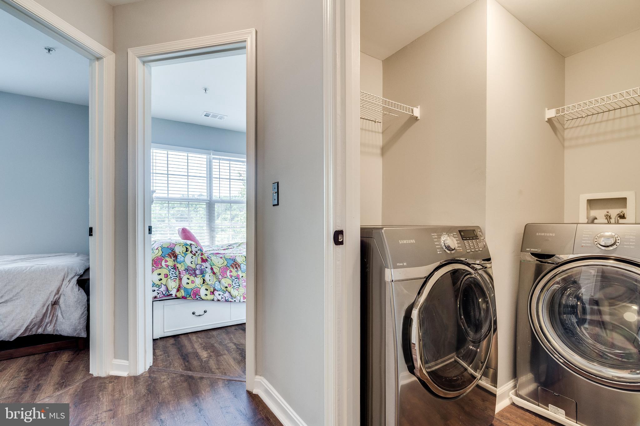 TOWNES AT CAMERON PARKE - Residential