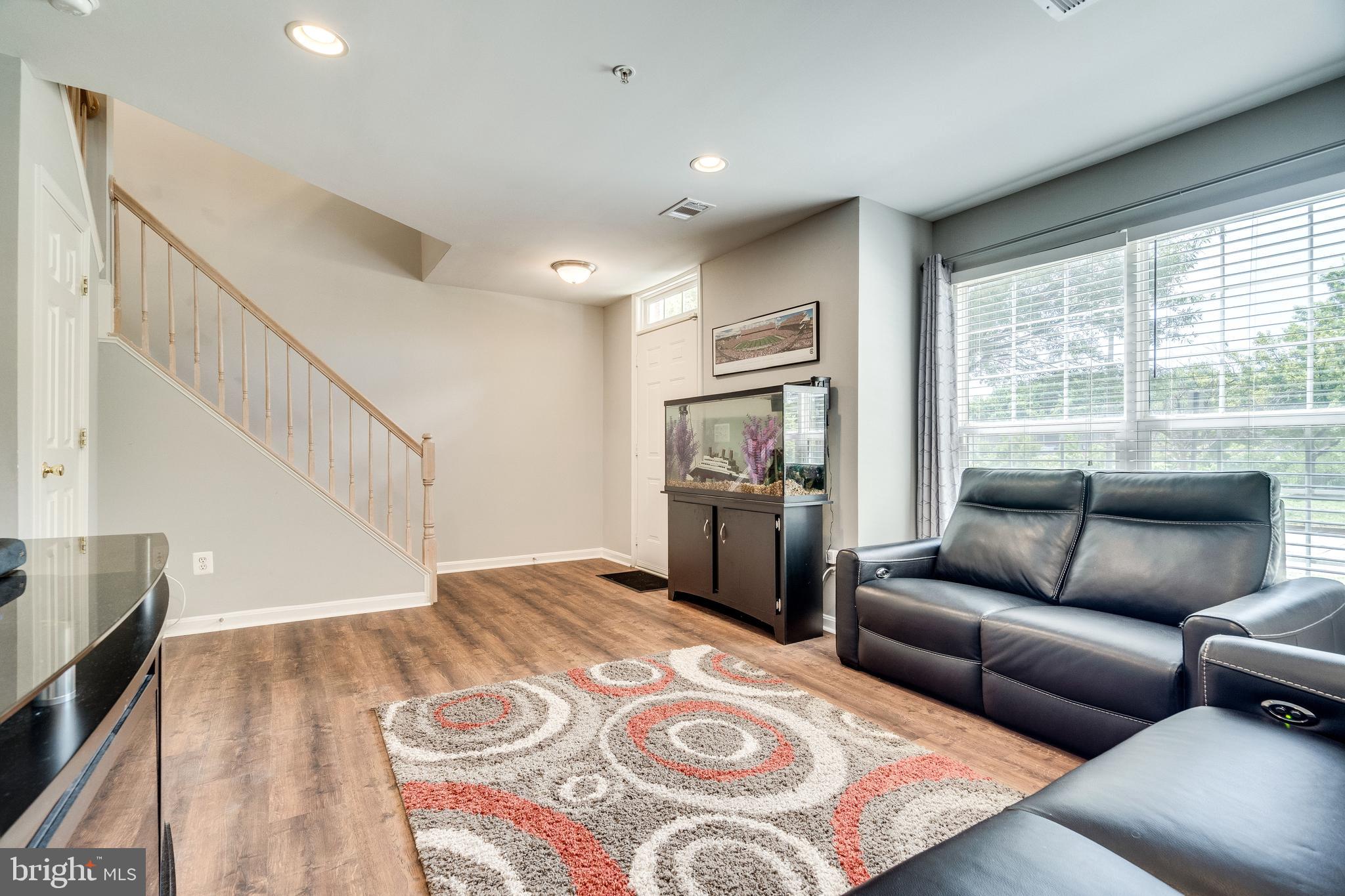 TOWNES AT CAMERON PARKE - Residential