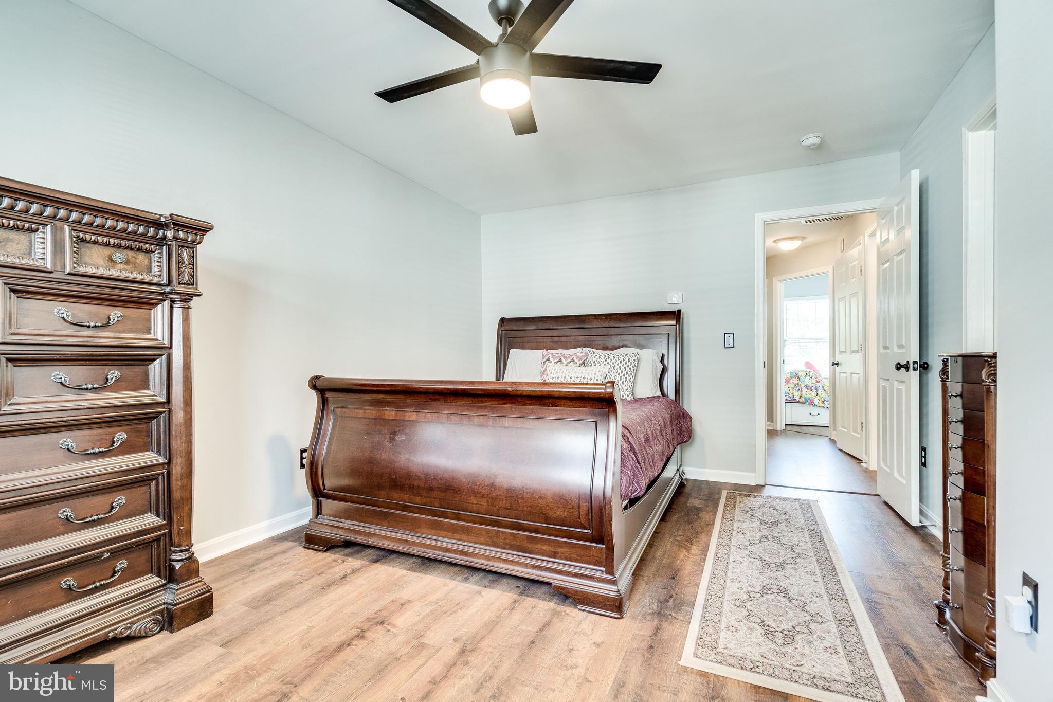 TOWNES AT CAMERON PARKE - Residential