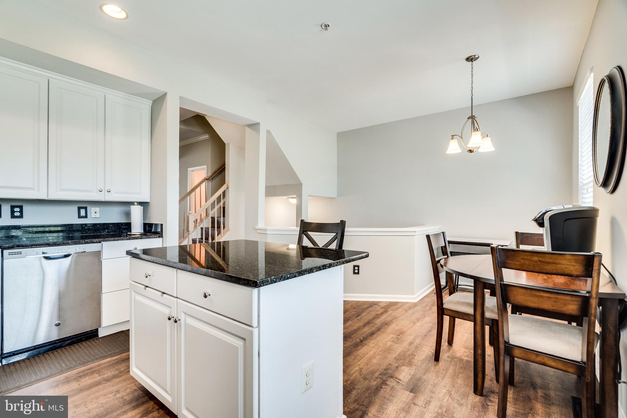 TOWNES AT CAMERON PARKE - Residential