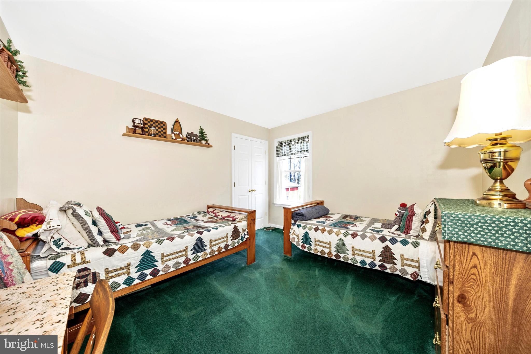 WHITINGS NECK FARM ESTATES - Residential