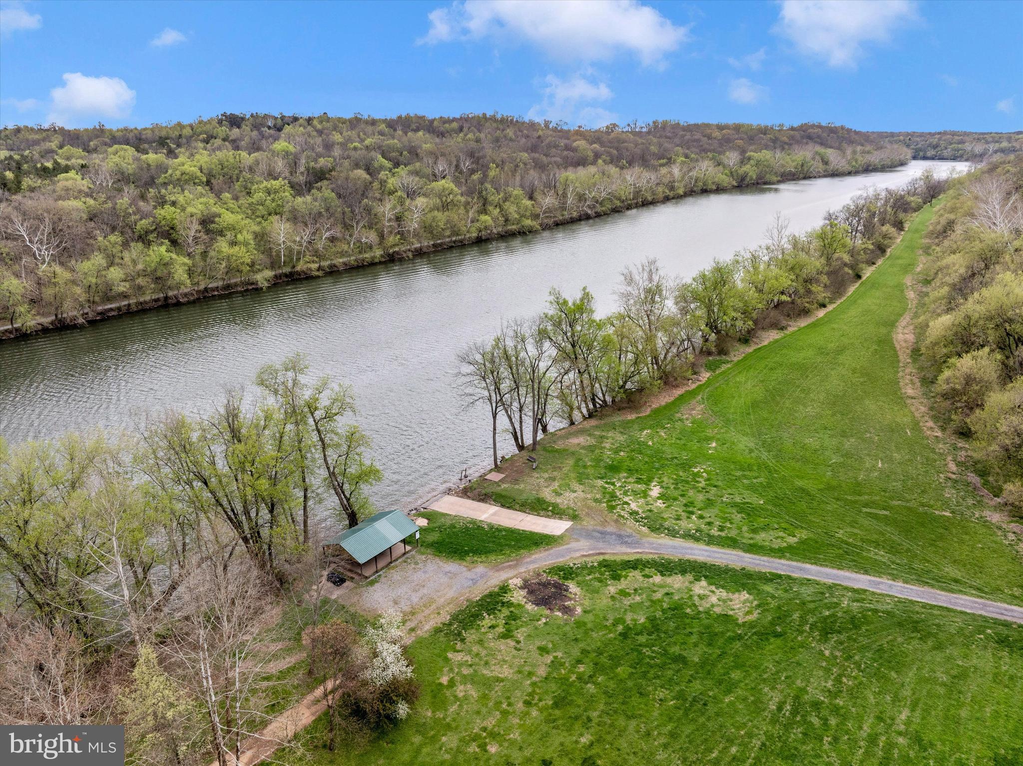 WHITINGS NECK FARM ESTATES - Residential