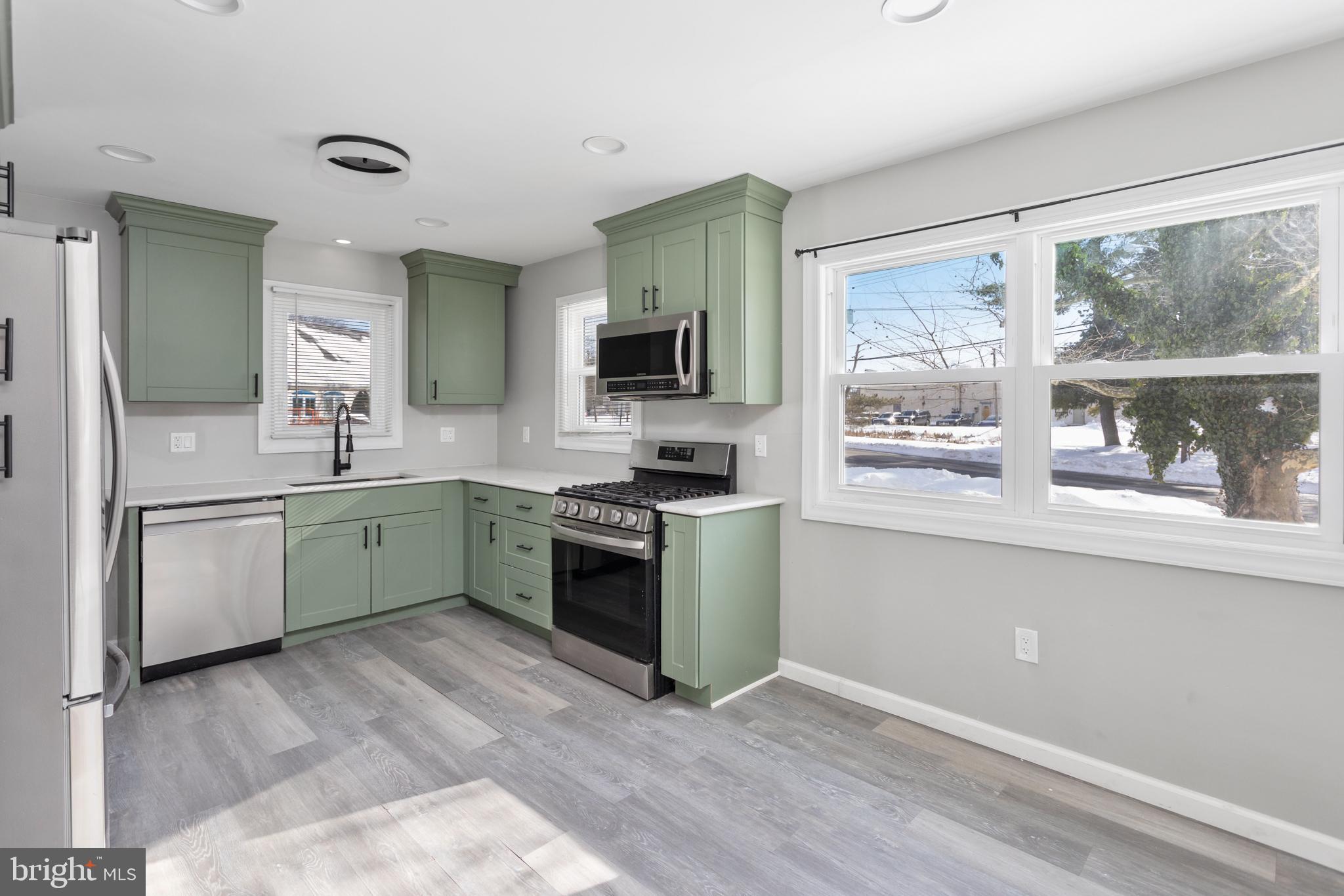 NONE AVA ILABLE - Residential