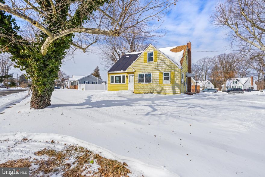 Welcome to 177 South Ave! This move-in ready home offers 3 bedrooms and 2 baths, perfectly blending charm with modern convenience. Enjoy brand new appliances and beautifully remodeled bathrooms, along with modern updates throughout the home. An unfinished basement provides abundant storage options and potential for future expansion. The desirable corner lot boasts a spacious yard and ample parking, ideal for outdoor gatherings and activities. Enjoy the convenience of nearby local shopping, with Virtua Memorial Hospital, Joint Base MDL, and downtown Mount Holly's renowned shops and restaurants just a short walk away. Don’t miss this fantastic opportunity!