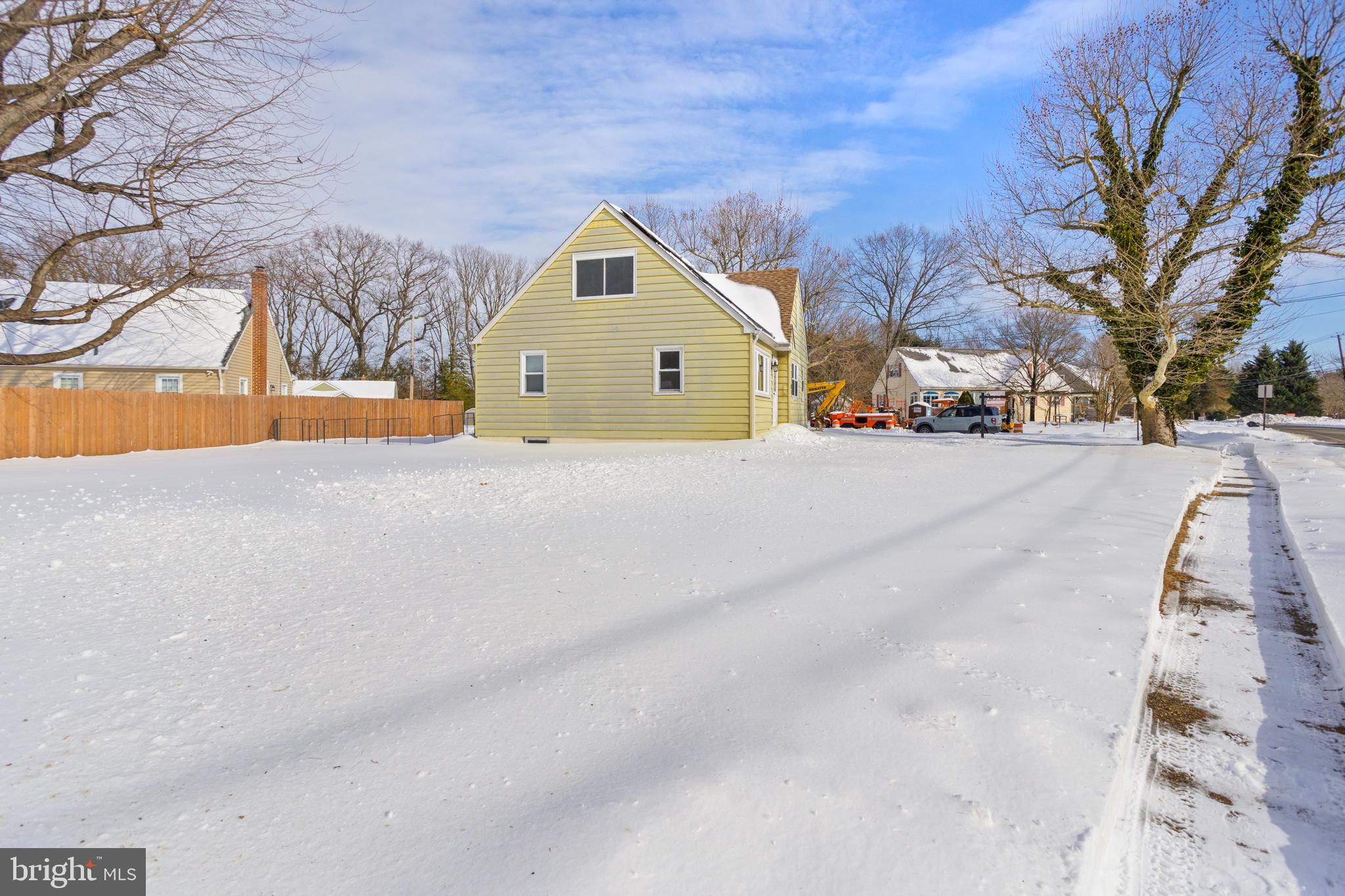 NONE AVA ILABLE - Residential