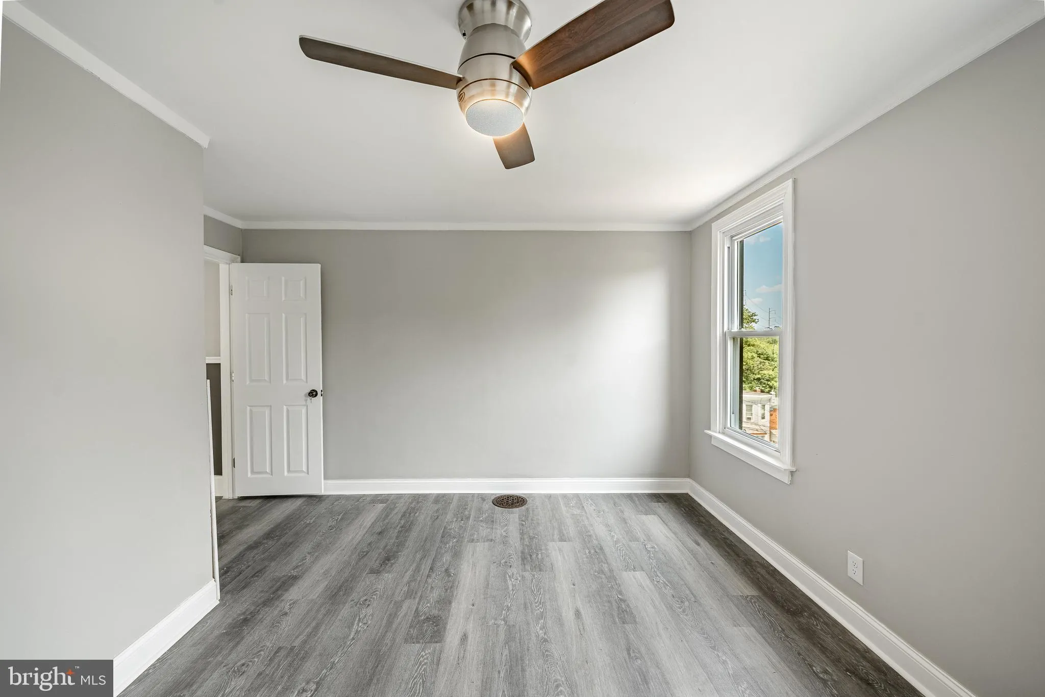 Darby, Pennsylvania 19023, United States, 3 Bedrooms Bedrooms, ,2 BathroomsBathrooms,Residential,Active,186833