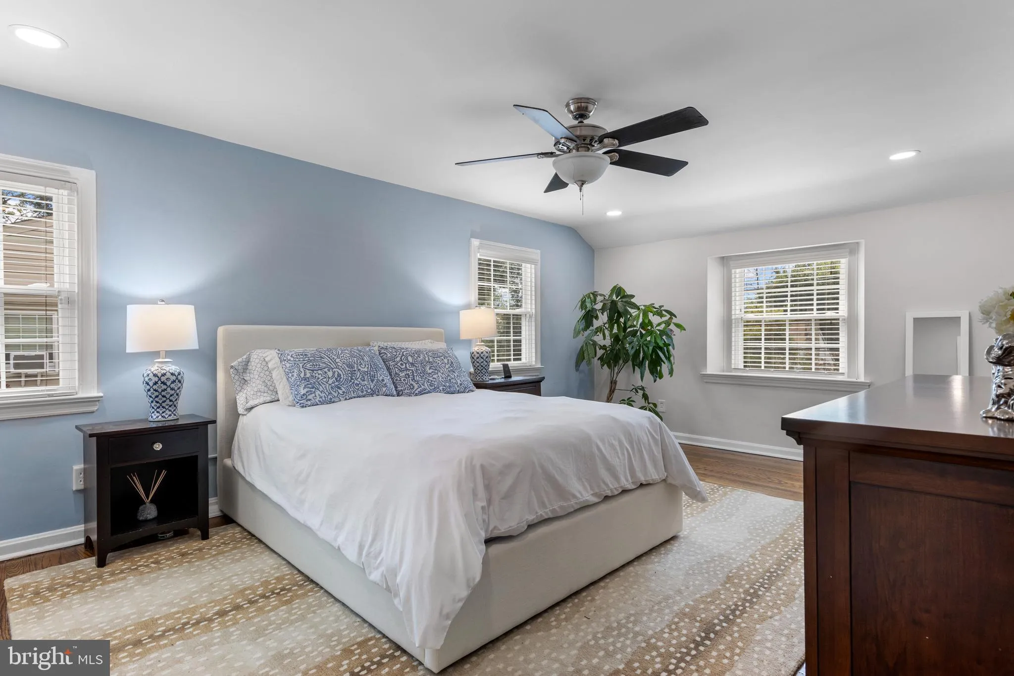 Bryn Mawr, Pennsylvania 19010, United States, 3 Bedrooms Bedrooms, ,3 BathroomsBathrooms,Residential,Pending,199686