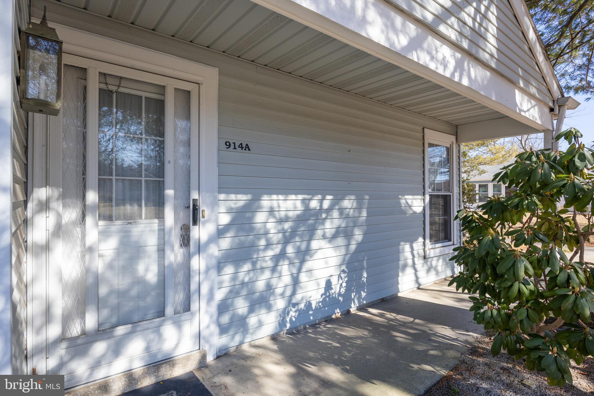 914 LIVERPOOL CIRCLE A