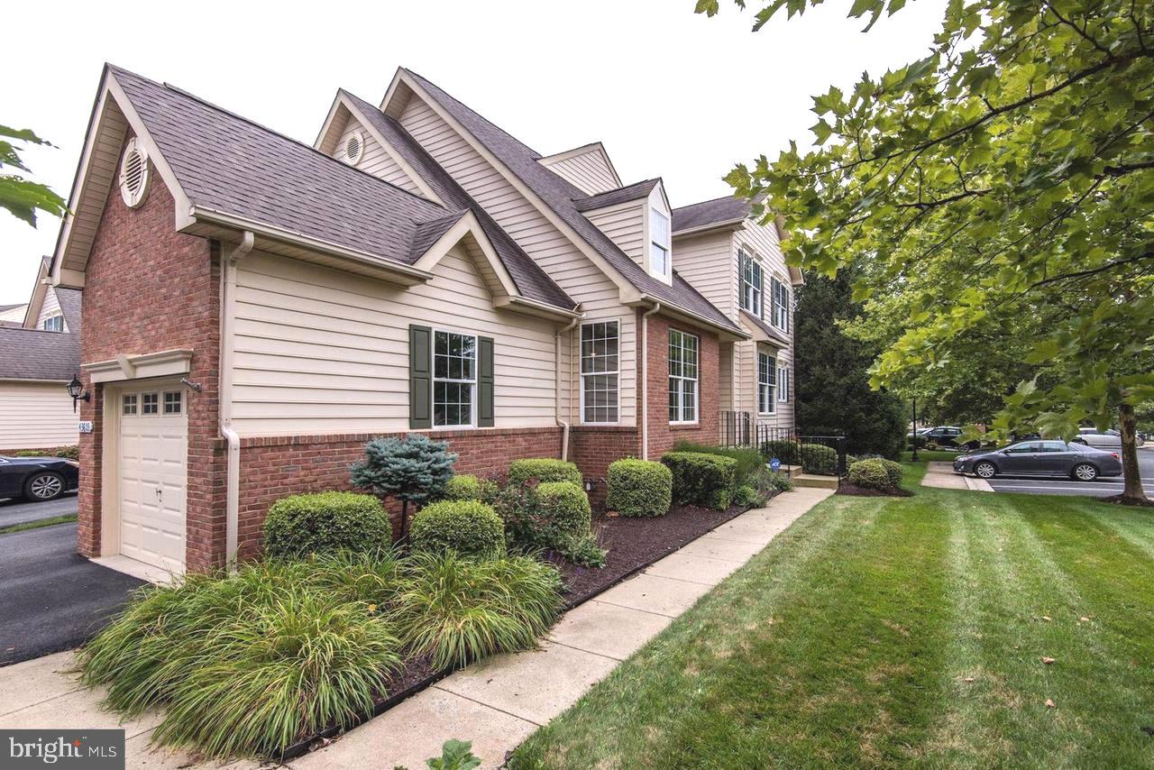 BELMONT COUNTRY CLUB - Residential