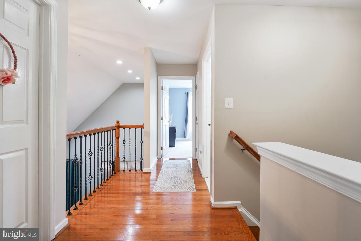 BELMONT COUNTRY CLUB - Residential