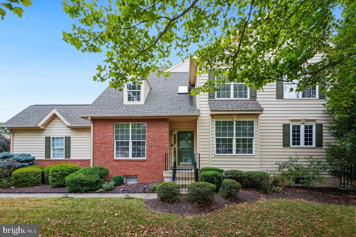 BELMONT COUNTRY CLUB - Residential