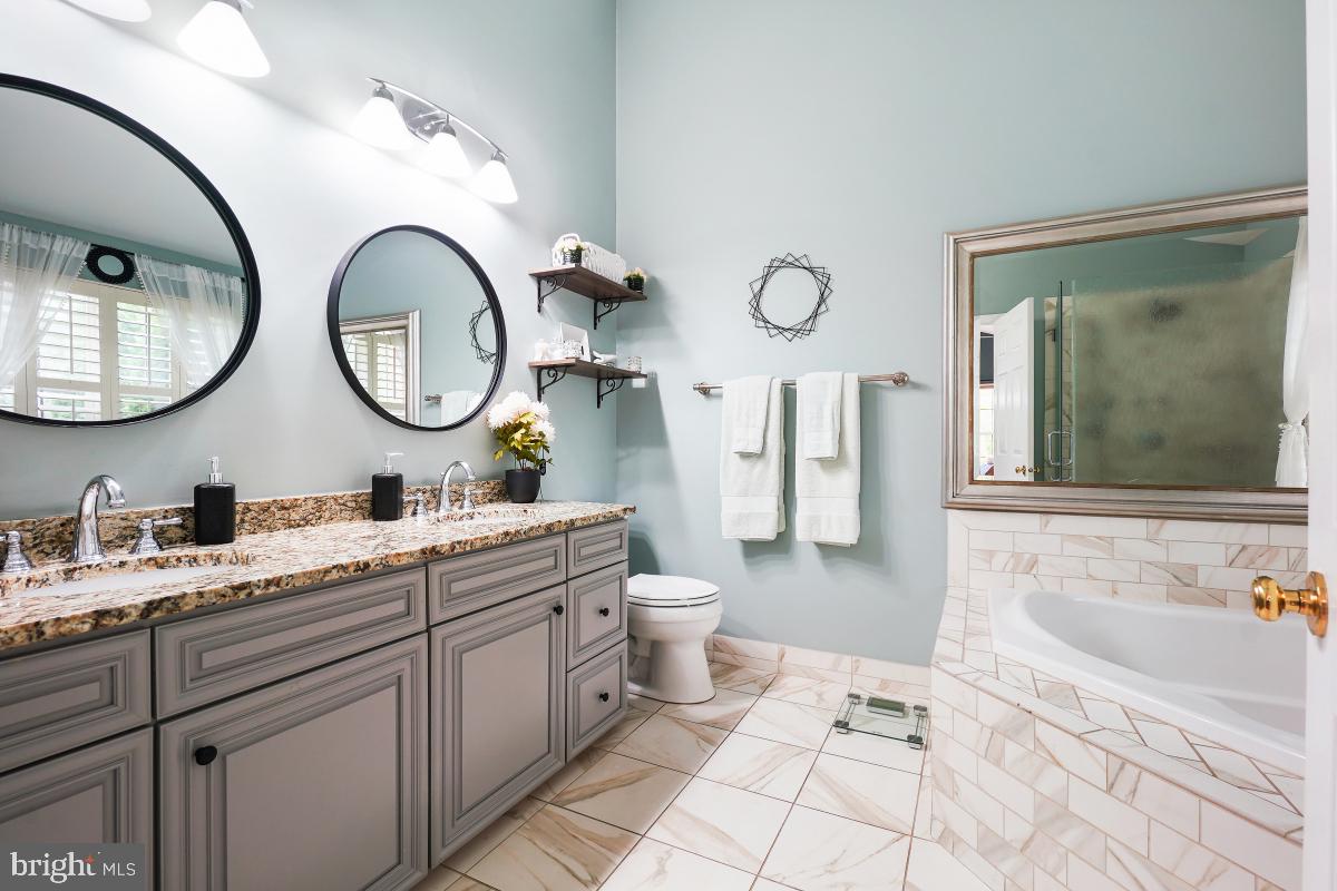 BELMONT COUNTRY CLUB - Residential