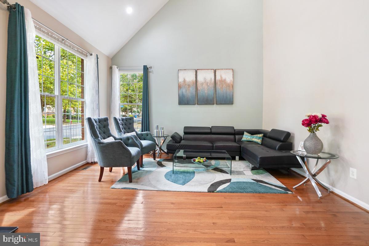 BELMONT COUNTRY CLUB - Residential