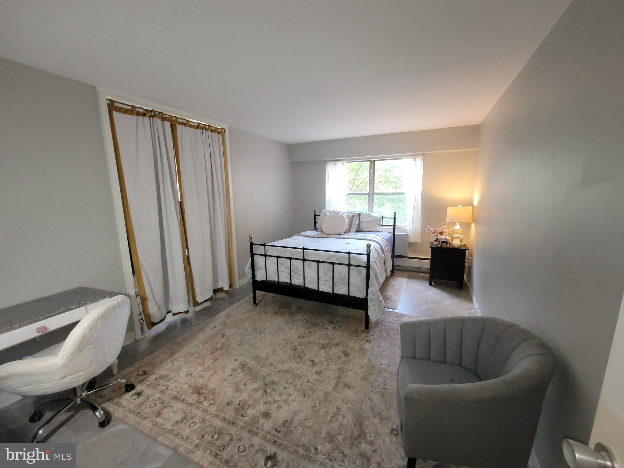 ELKINS PARK HOUSE - Residential