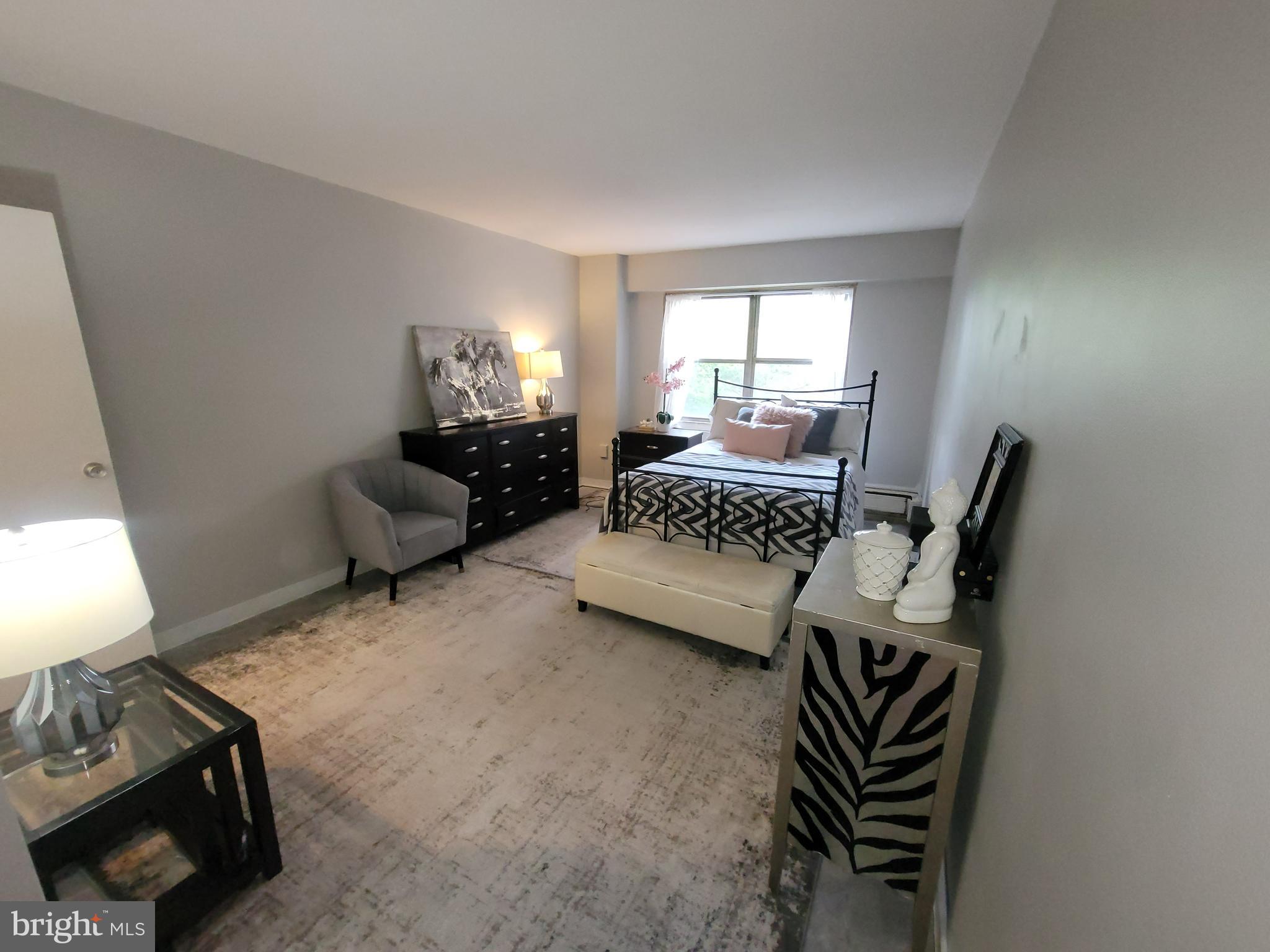 ELKINS PARK HOUSE - Residential