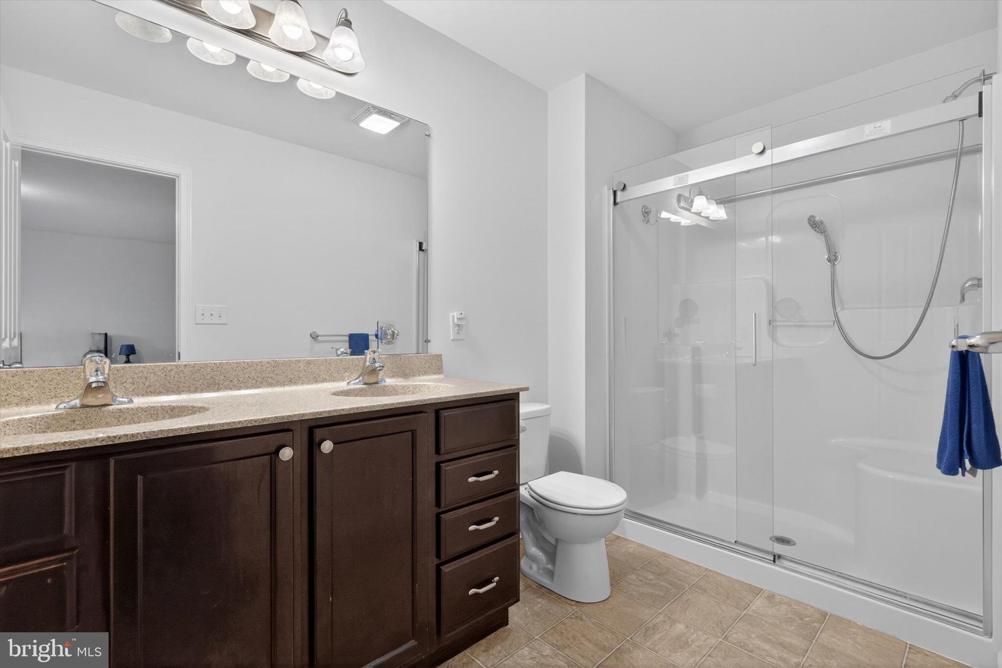 LAUREL RIDGE ESTATES - Residential