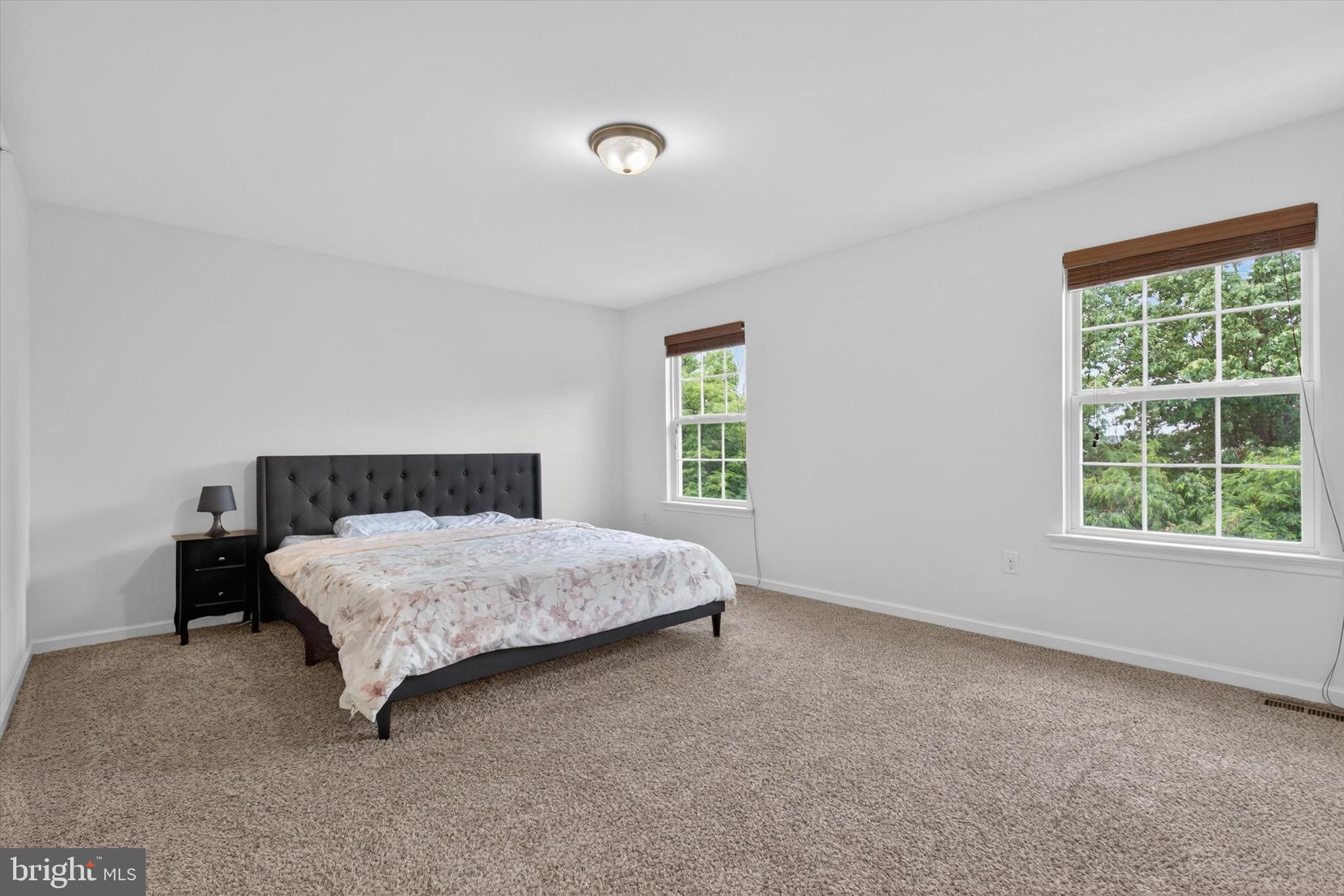 LAUREL RIDGE ESTATES - Residential