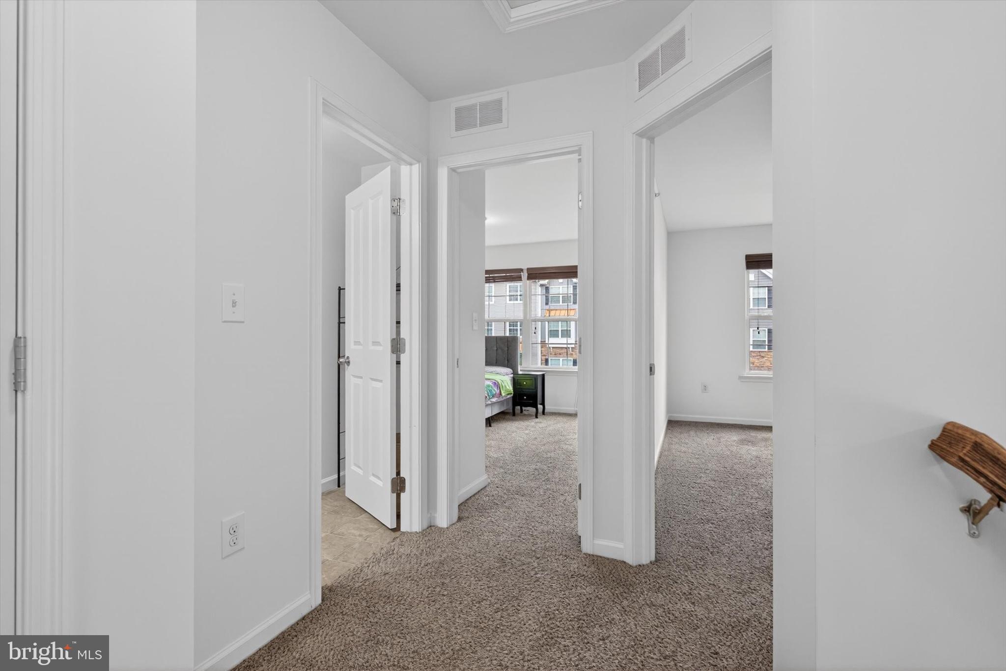 LAUREL RIDGE ESTATES - Residential