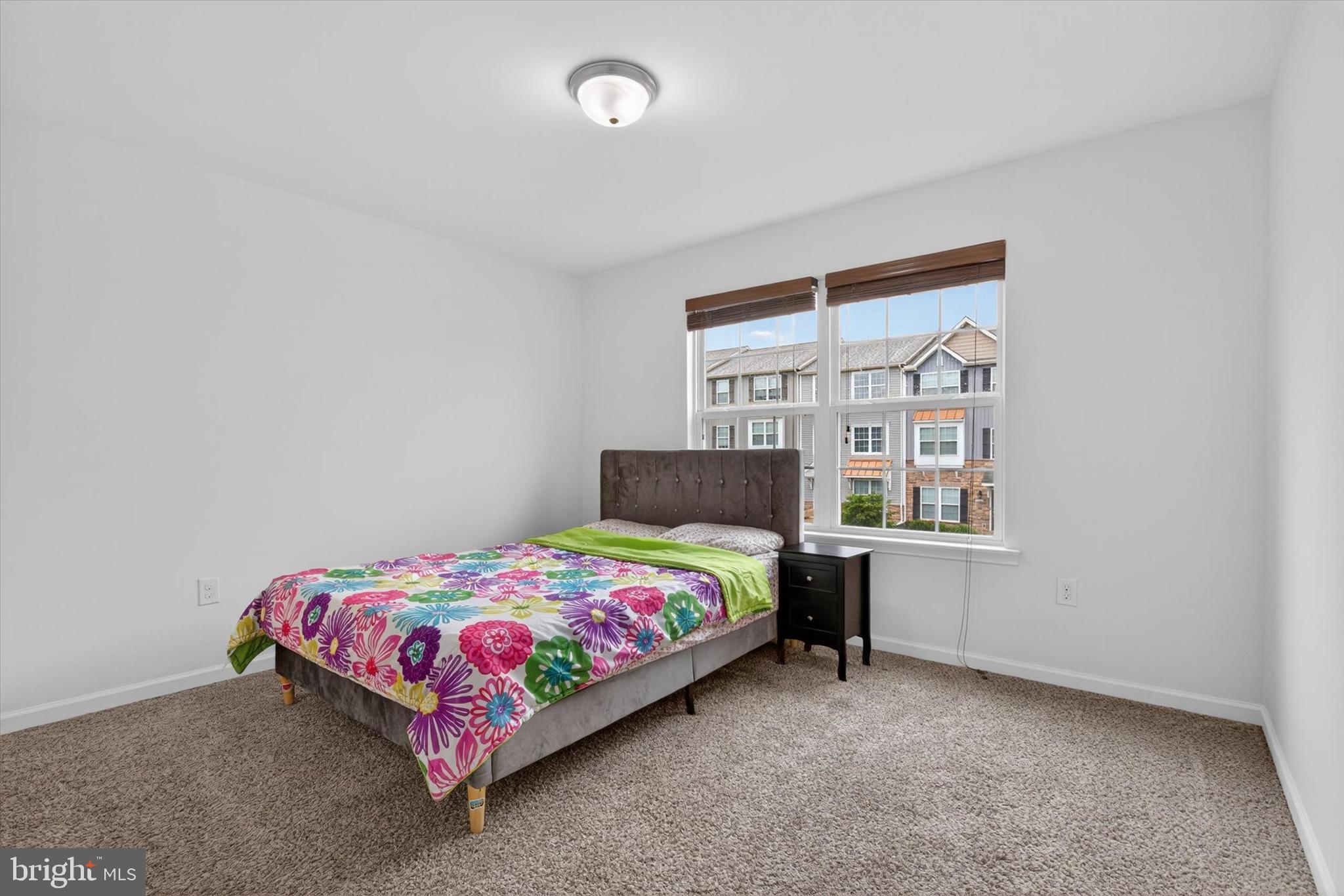 LAUREL RIDGE ESTATES - Residential