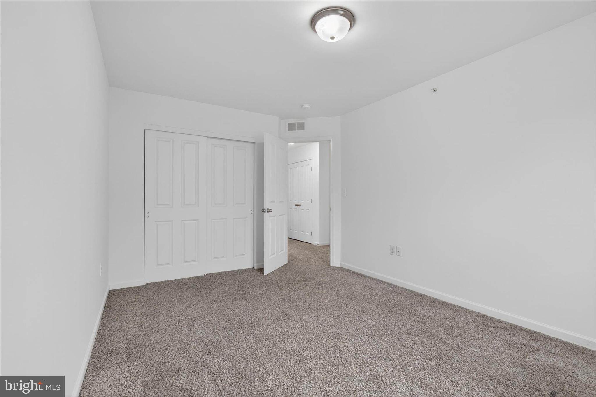 LAUREL RIDGE ESTATES - Residential