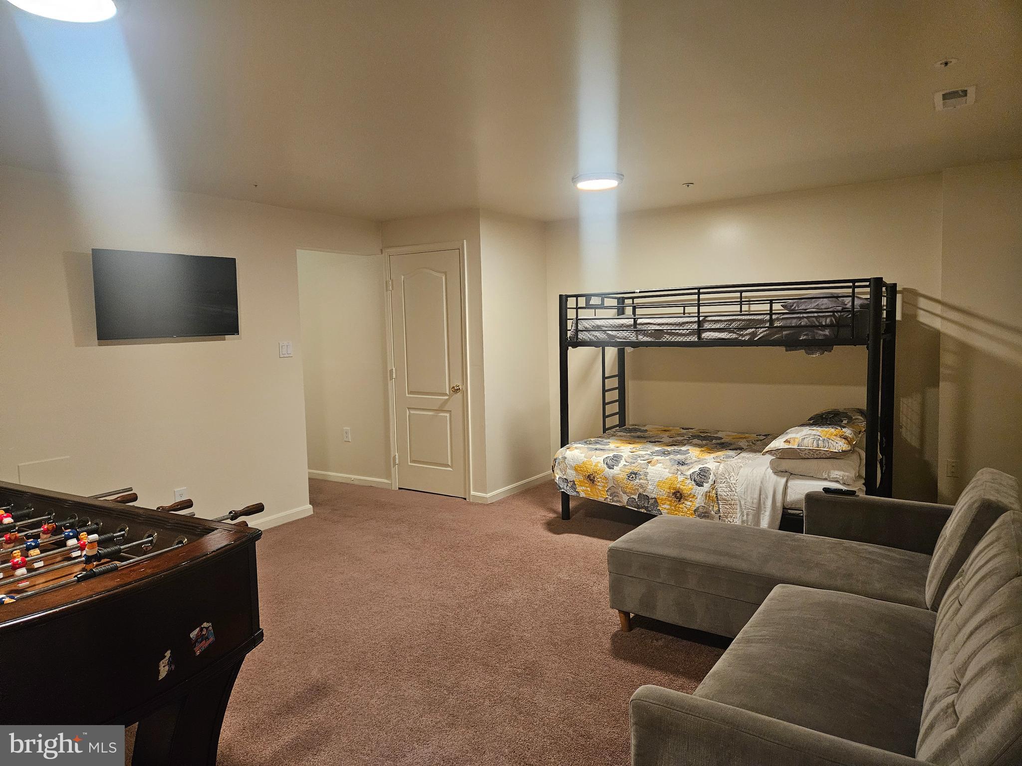 ROYAL PLAZA - Residential