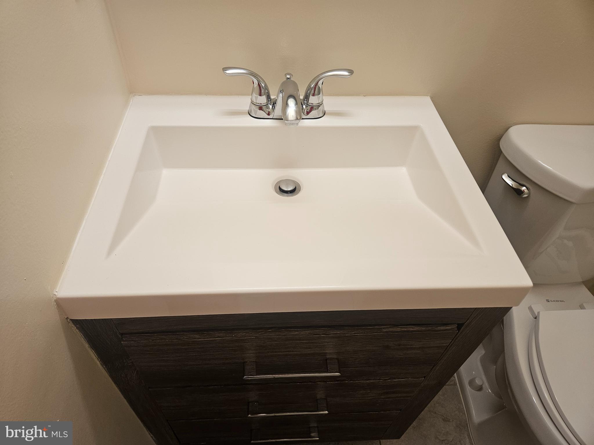 ROYAL PLAZA - Residential