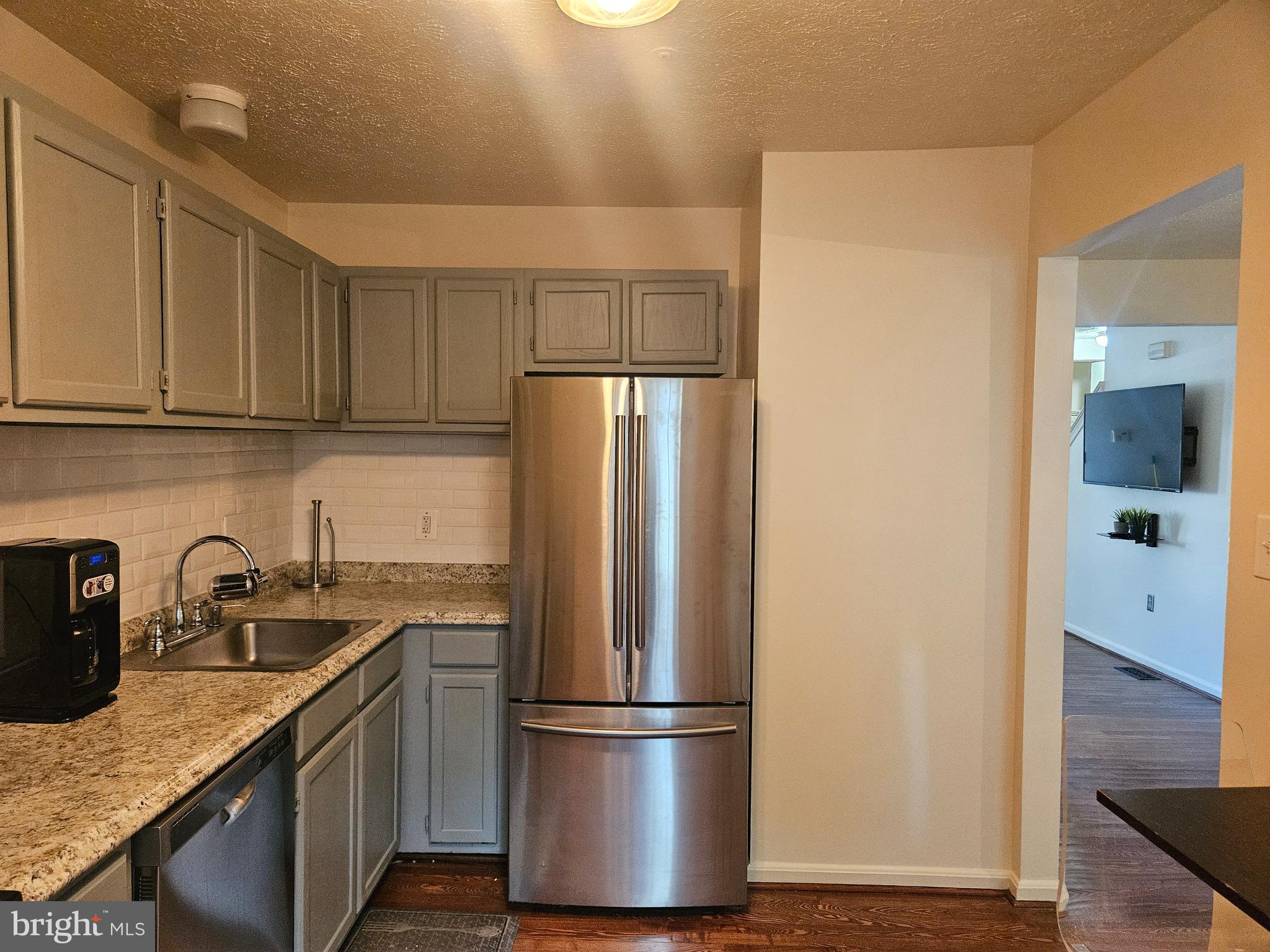 ROYAL PLAZA - Residential