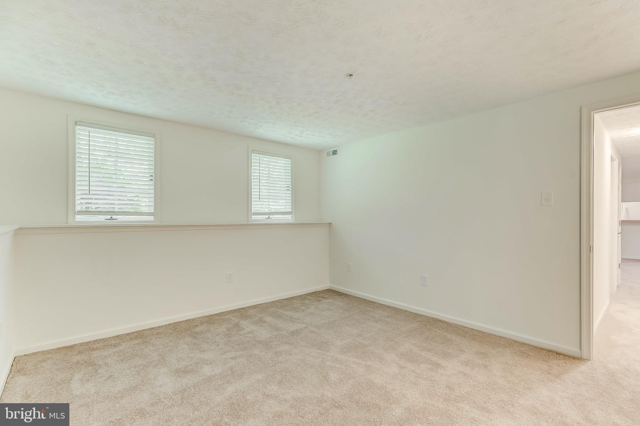 WOODBRIDGE CENTER - Residential