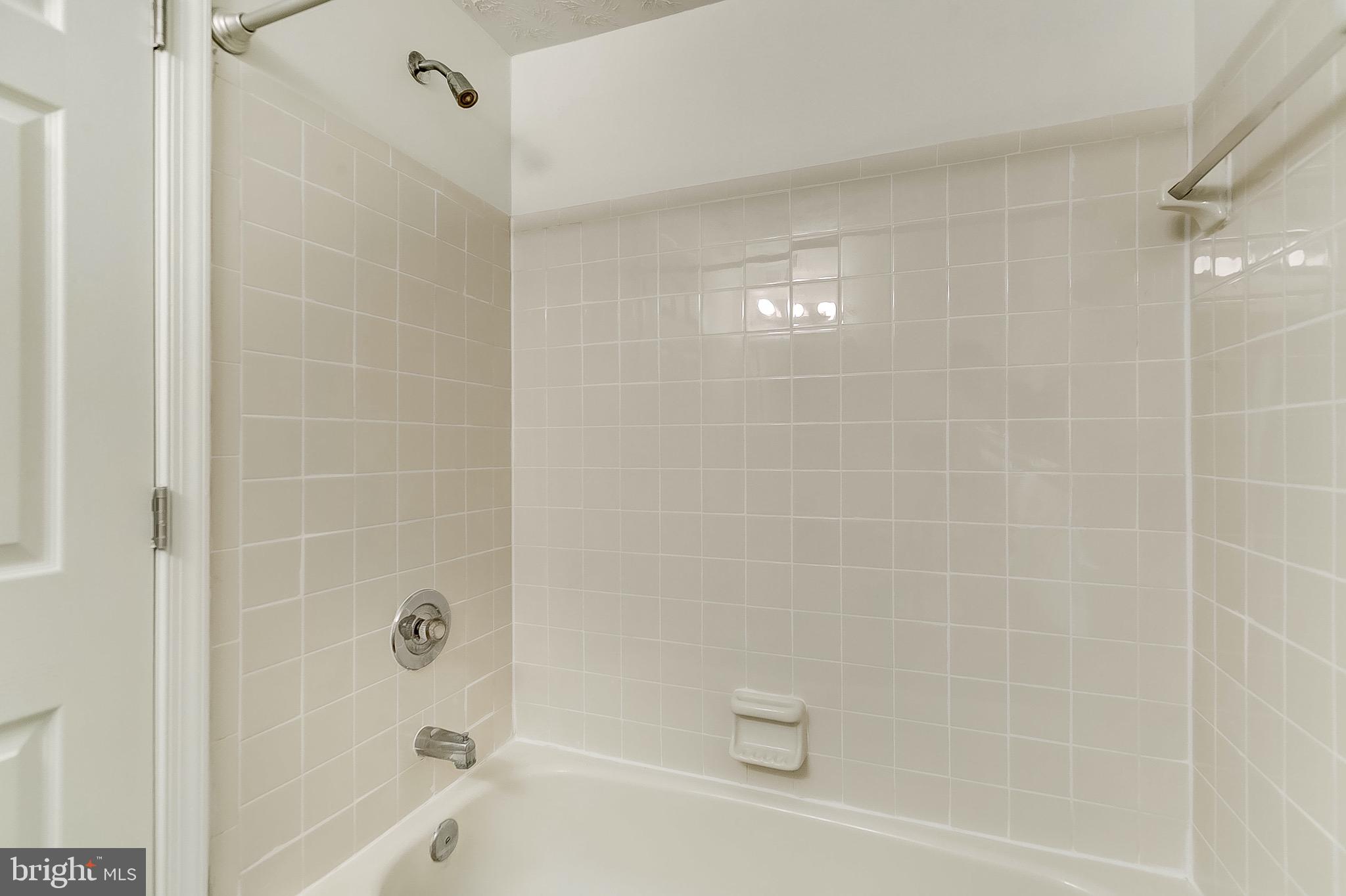 WOODBRIDGE CENTER - Residential