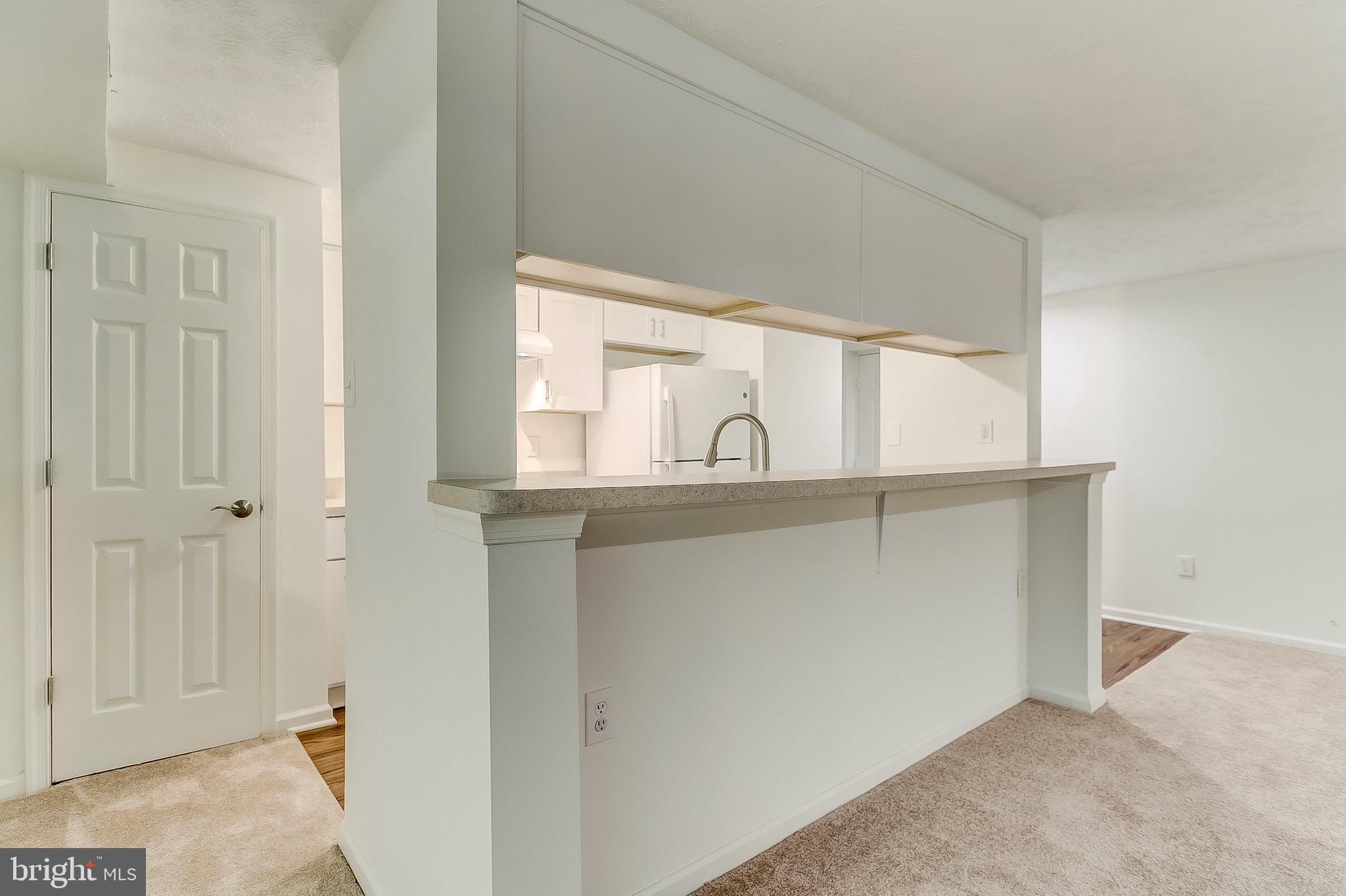 WOODBRIDGE CENTER - Residential