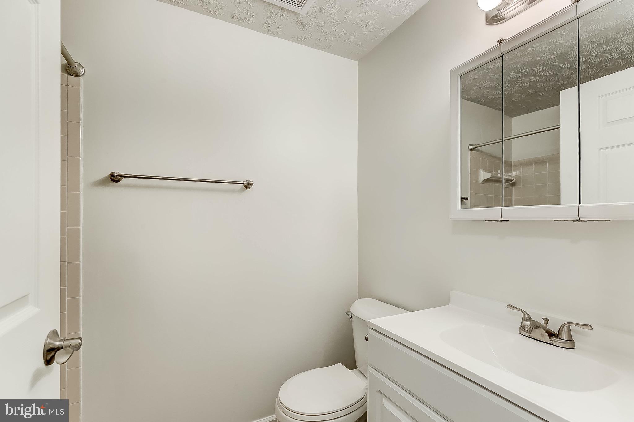 WOODBRIDGE CENTER - Residential