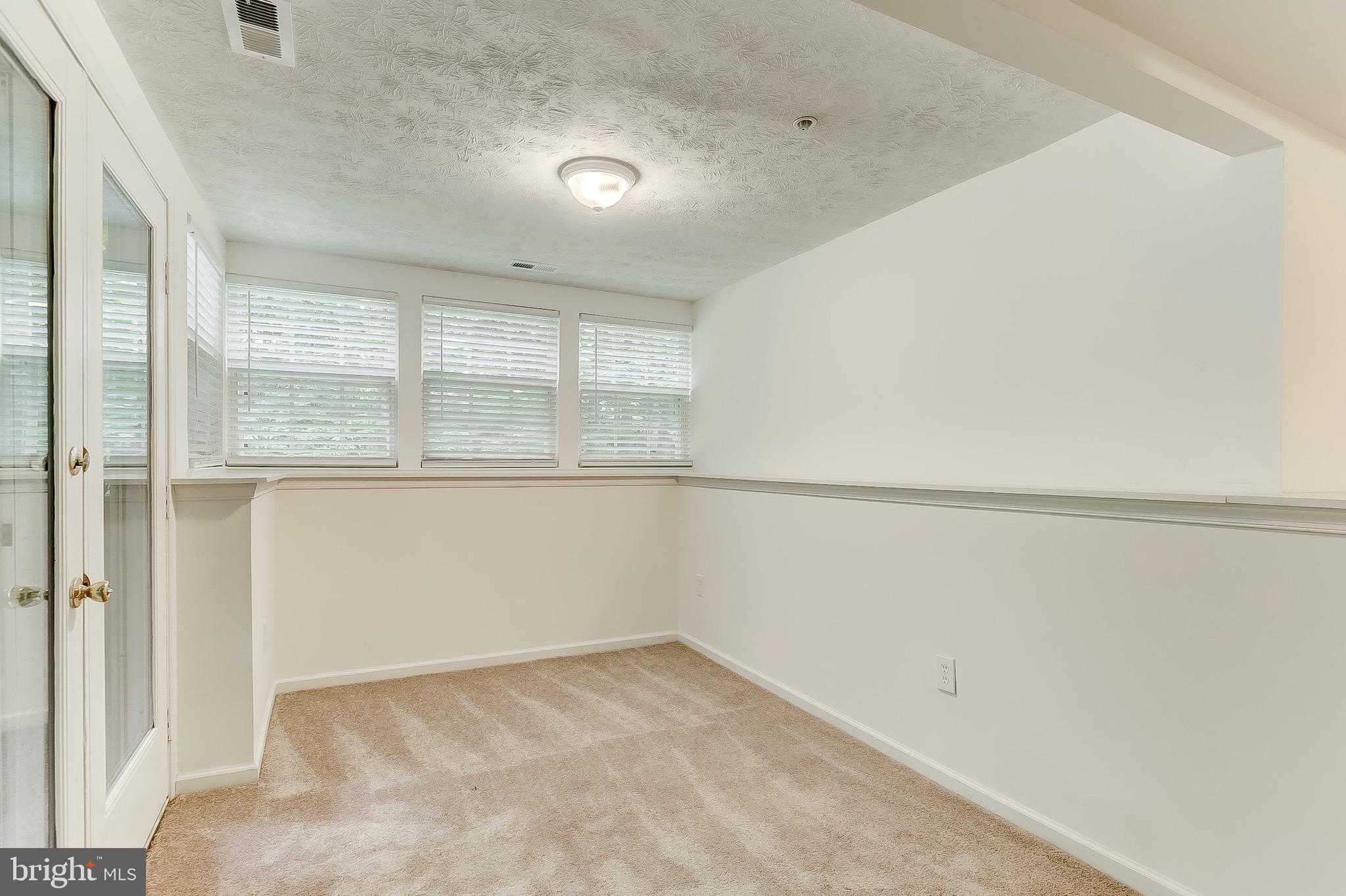 WOODBRIDGE CENTER - Residential