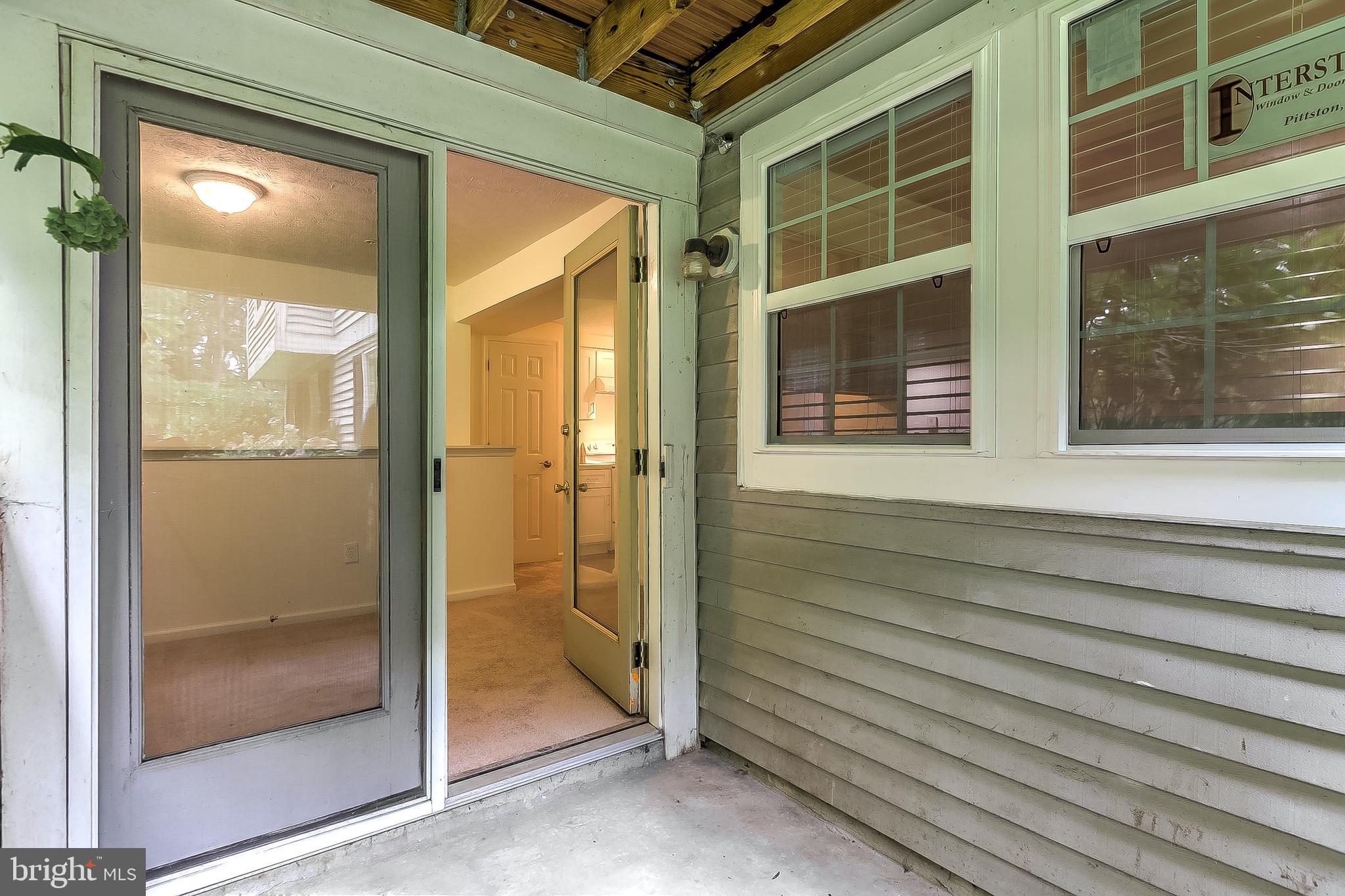 WOODBRIDGE CENTER - Residential