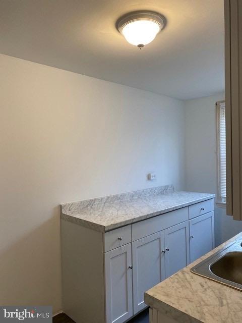 ALLISON HILL - Residential Lease