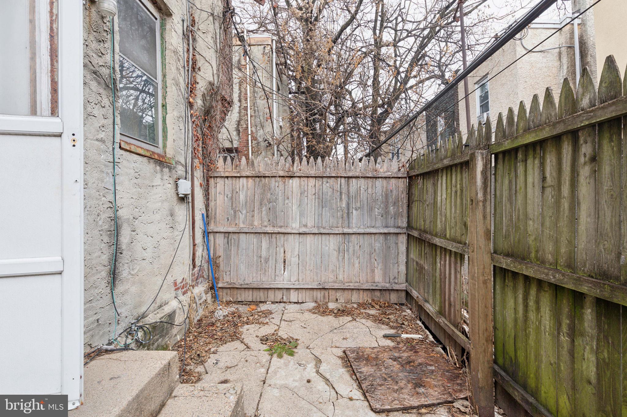 ALLEGHENY WEST - Residential