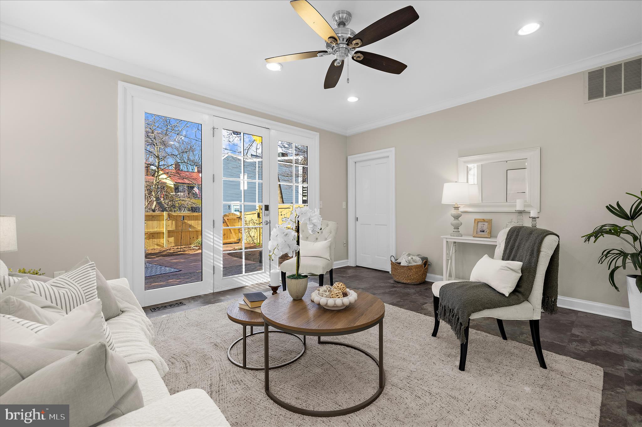 HISTORIC DISTRICT - Residential